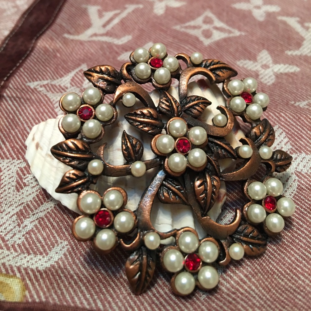 Copper Tone Pin - Picture 8 of 8